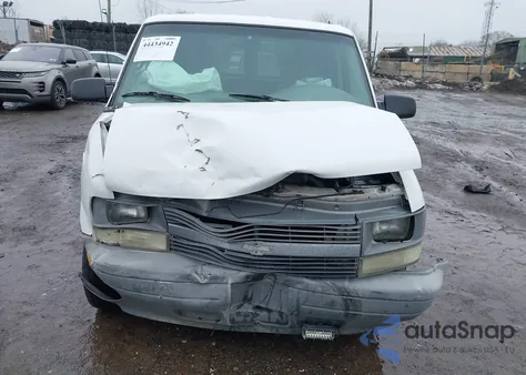 2005 Chevrolet Astro z USA, uszkodzony, nr VIN 1GCDM19X85B111127